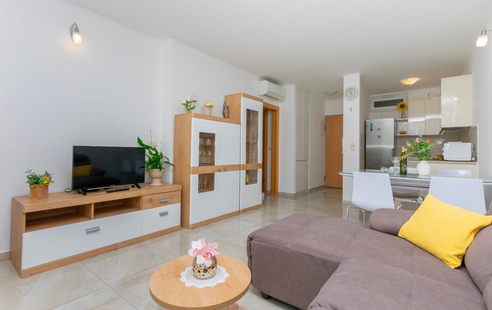 Apartment Ivanka أوميس المظهر الخارجي الصورة